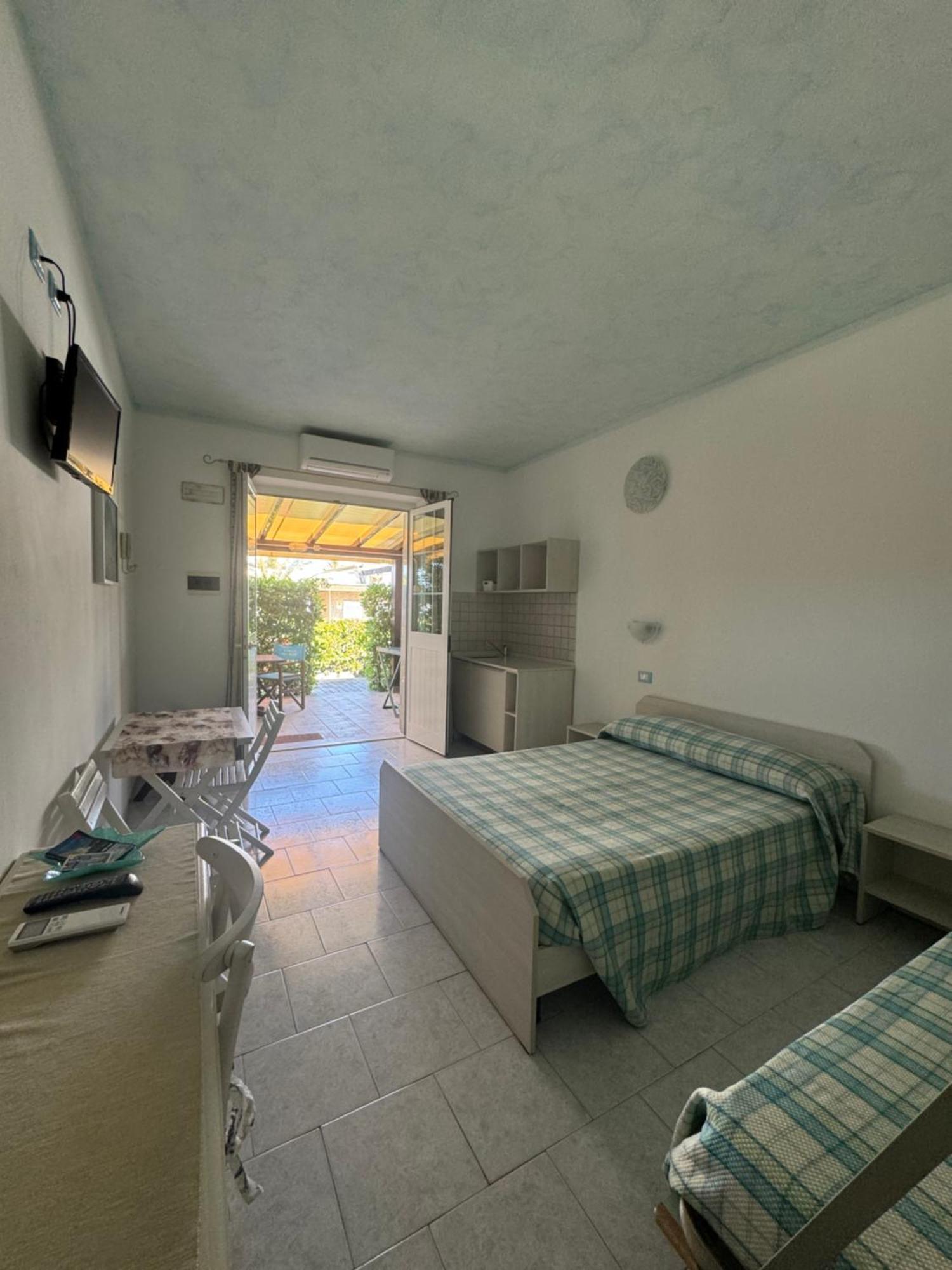 Hotel Bagno Stella Del Mare Marina Di Carrara Exterior photo